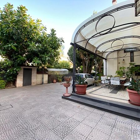 Villa Luigi XVI Taranto Luaran gambar
