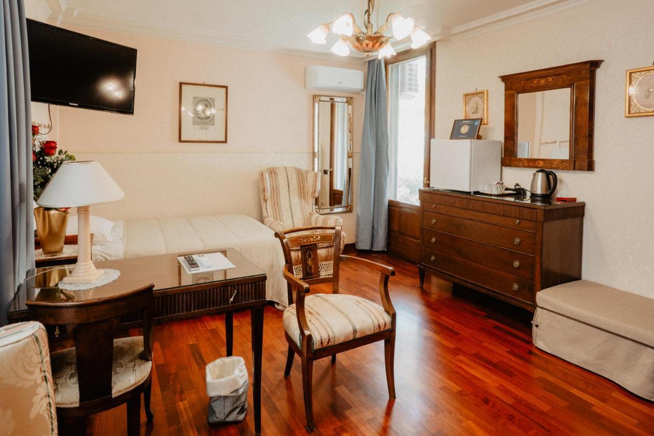 Villa Luigi XVI Taranto Luaran gambar