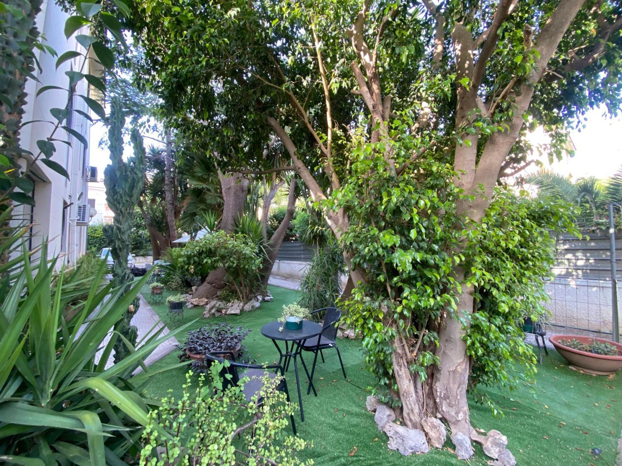 Villa Luigi XVI Taranto Luaran gambar