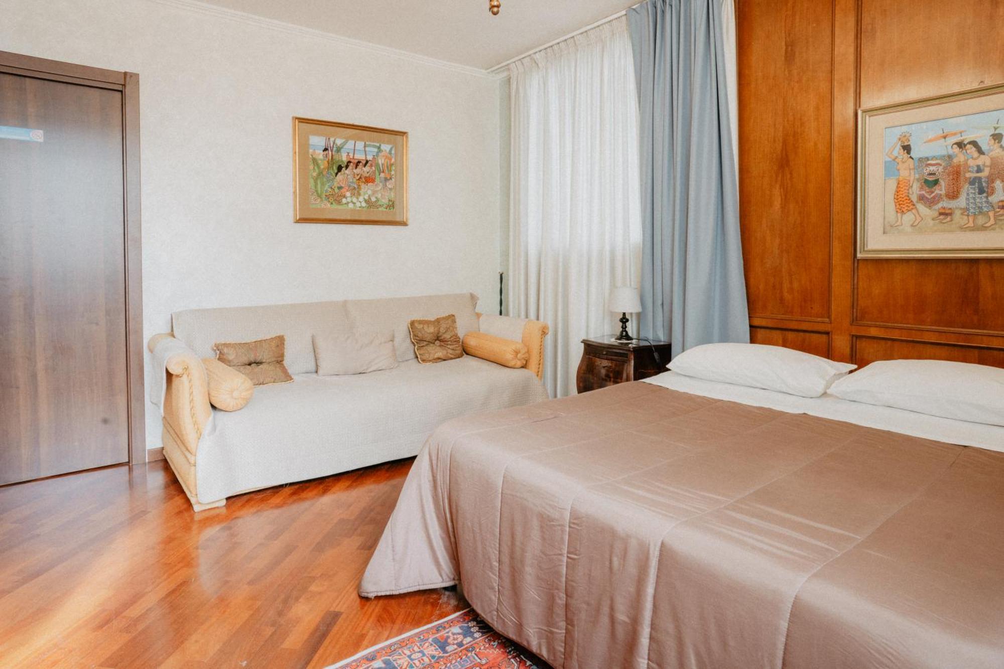 Villa Luigi XVI Taranto Luaran gambar